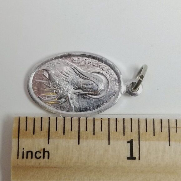 Vintage St. Therese Oval Religious Pendant, Silver Tone Charm, Estate - Picture 4 of 5